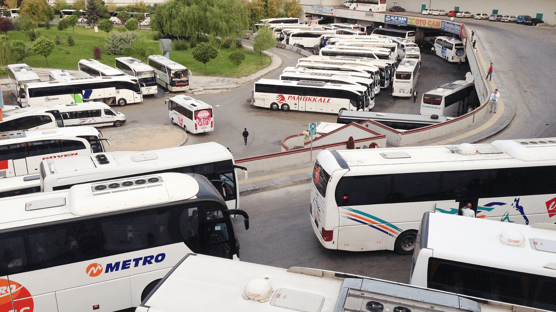 Bus terminal