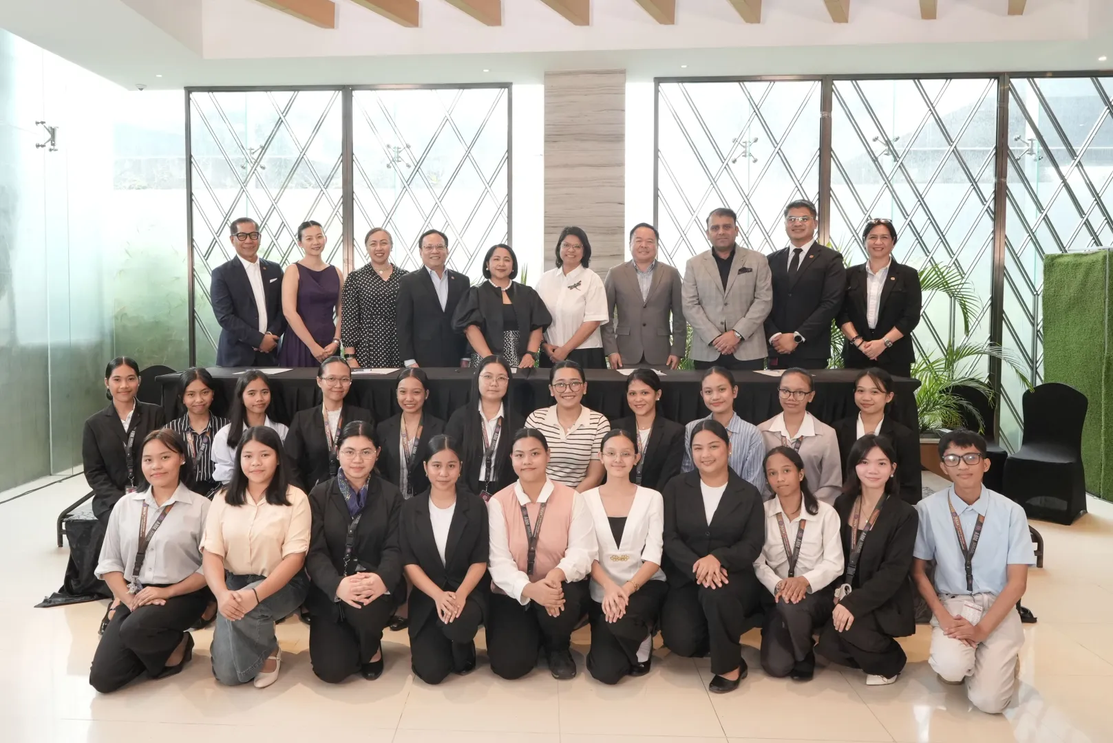 レジャー・観光アカデミー（ALT）は、教育省（DepEd）と連携し、強化された職場体験プログラムを実施します。